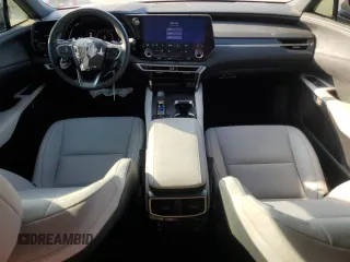 2024 Lexus RX with VIN JTJCHMAAXR2013616, listed as a Copart auction lot 72758994 with 2,683 mi miles and Salvage Title. Bid and sale history available at carsss.com. Image 8.