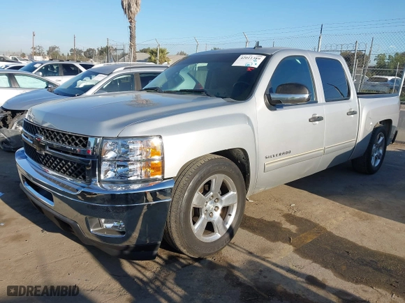 2010 Chevrolet Silverado 1500 LT with VIN 3GCRCSE02AG195809, listed as a IAAI auction lot 42011389 with 94,755 mi miles. Bid and sale history available at carsss.com. Image 2.