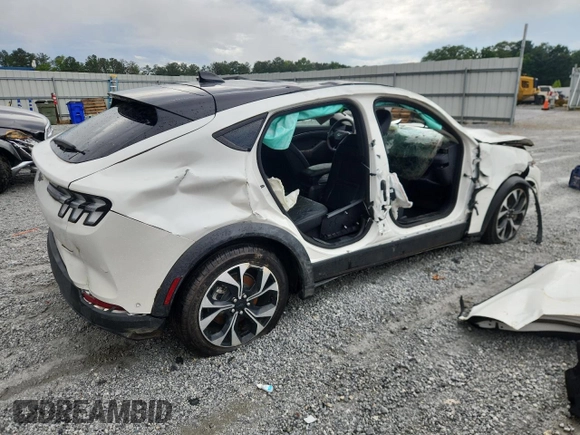 2024 Ford Mustang Mach-E Select with VIN 3FMTK1R45RMA15277, listed as a Copart auction lot 61598805 with Not provided miles and Clean title. Bid and sale history available at DreamBid. Image 3.