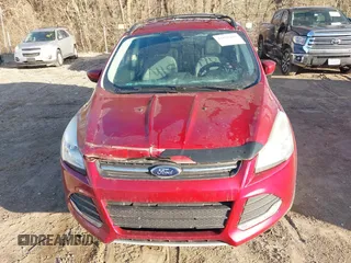 2015 Ford Escape SE with VIN 1FMCU9GX8FUB44465, listed as a IAAI auction lot 41826446 with 184,825 mi miles. Bid and sale history available at carsss.com. Image 6.