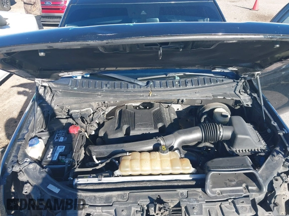 2019 Ford Expedition XLT with VIN 1FMJU1HT4KEA82782, listed as a IAAI auction lot 41260163 with 193,047 mi miles. Bid and sale history available at carsss.com. Image 10.