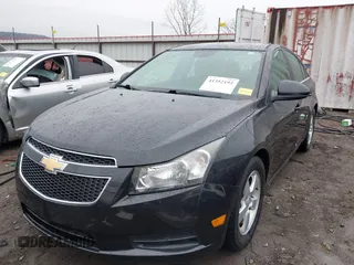 2014 Chevrolet Cruze 1LT with VIN 1G1PC5SB8E7405175, listed as a IAAI auction lot 41352192 with 122,905 mi miles and . Bid and sale history available at DreamBid. Image 6.