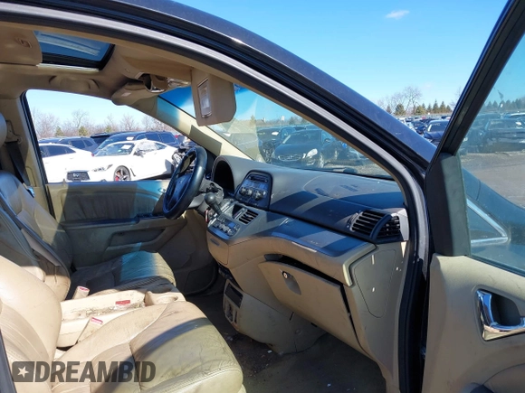2008 Honda Odyssey EX-L z VIN 5FNRL38758B066638, wystawiony jako IAAI lot #41664349 z przebiegiem 134 194 mil mil oraz . Historia ofert i sprzedaży dostępna na DreamBid. Obrazek 5.