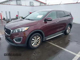 2018 Kia Sorento LX with VIN 5XYPG4A34JG347093, listed as a IAAI auction lot 41809115 with 106,494 mi miles. Bid and sale history available at carsss.com. Image 17.