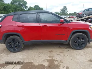 2020 Jeep Compass North z VIN 3C4NJDBB8LT133542, wystawiony jako IAAI lot #42156144 z przebiegiem 53 034 mil mil oraz . Historia ofert i sprzedaży dostępna na DreamBid. Obrazek 13.