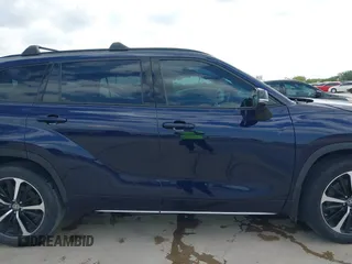 2022 Toyota Highlander XSE z VIN 5TDLZRAHXNS132750, wystawiony jako IAAI lot #42041166 z przebiegiem 39 793 mil mil oraz . Historia ofert i sprzedaży dostępna na DreamBid. Obrazek 14.