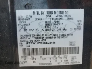 2006 Ford F-150 XLT z VIN 1FTRW12WX6KE02456, wystawiony jako Copart lot #62215225 z przebiegiem 233 473 mil mil oraz Czysty tytuł • Clean title. Historia ofert i sprzedaży dostępna na DreamBid. Obrazek 12.