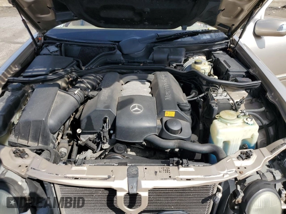 2001 Mercedes-Benz E-Class AWD with VIN WDBJF82JX1X044358, listed as a Copart auction lot 51280545 with 189,188 mi miles and Salvage Title. Bid and sale history available at carsss.com. Image 11.