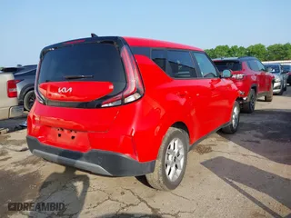 2024 Kia Soul LX with VIN KNDJ23AU3R7232162, listed as a IAAI auction lot 41905820 with 29,239 mi miles. Bid and sale history available at carsss.com. Image 4.