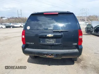 2009 Chevrolet Tahoe 1LT z VIN 1GNFK23069R150402, wystawiony jako IAAI lot #41900889 z przebiegiem 200 788 mil mil oraz . Historia ofert i sprzedaży dostępna na DreamBid. Obrazek 17.