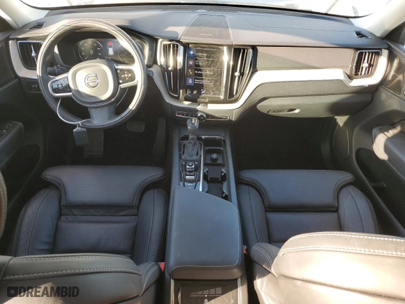 2021 Volvo XC60 Inscription with VIN YV4102RLXM1714521, listed as a Copart auction lot 46790415 with 14,921 mi miles and Salvage Title. Bid and sale history available at carsss.com. Image 8.