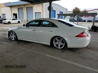 2008 Mercedes-Benz CLS 550 z VIN WDDDJ72X08A122483, wystawiony jako Copart lot #47676375 z przebiegiem 34 818 mil mil oraz Szkoda całkowita • Salvage title. Historia ofert i sprzedaży dostępna na DreamBid. Obrazek 2.