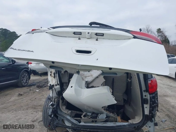 2017 Chrysler Pacifica Touring-L with VIN 2C4RC1BG6HR542218, listed as a IAAI auction lot 41519482 with NaN miles. Bid and sale history available at carsss.com. Image 16.