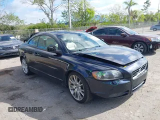 2008 Volvo C70 with VIN YV1MC67248J045283, listed as a IAAI auction lot 41694420 with 87,741 mi miles. Bid and sale history available at carsss.com. Image 1.