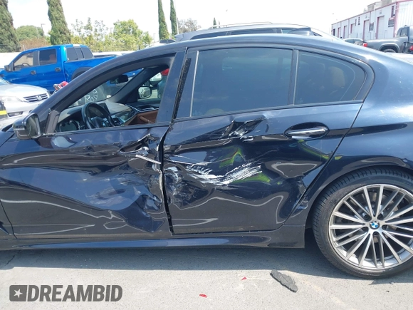 2018 BMW 5 Series 530i with VIN WBAJA5C51JG898278, listed as a IAAI auction lot 42595701 with 96,777 mi miles and . Bid and sale history available at DreamBid. Image 14.