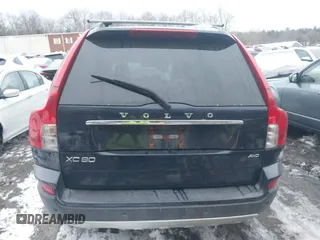 2011 Volvo XC90 I6 с VIN YV4952CZ6B1577348, выставлен на аукционе IAAI как лот 41541644 с пробегом 149 292 миль миль и . История ставок и продаж доступна на DreamBid. Изображение 16.