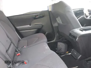 2021 Toyota Highlander L with VIN 5TDZZRAH3MS526003, listed as a IAAI auction lot 42617546 with Not provided miles and . Bid and sale history available at DreamBid. Image 8.