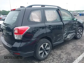 2017 Subaru Forester z VIN JF2SJABC4HH504195, wystawiony jako IAAI lot #42263305 z przebiegiem 120 877 mil mil oraz . Historia ofert i sprzedaży dostępna na DreamBid. Obrazek 4.