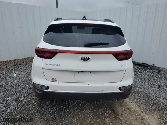 2020 Kia Sportage EX with VIN KNDPNCAC9L7783762, listed as a Copart auction lot 52370305 with 121,501 mi miles and Clean Title. Bid and sale history available at carsss.com. Image 6.