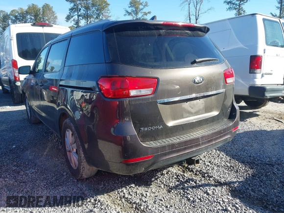 2018 Kia Sedona LX with VIN KNDMB5C15J6399953, listed as a IAAI auction lot 41472282 with 157,552 mi miles. Bid and sale history available at carsss.com. Image 3.