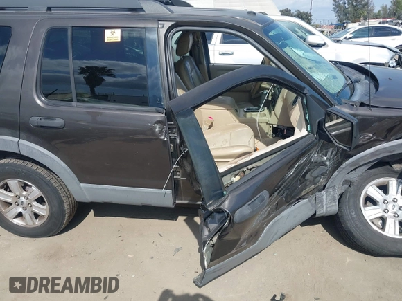 2006 Ford Explorer XLT with VIN 1FMEU63EX6UB52613, listed as a IAAI auction lot 42260462 with Not provided miles and . Bid and sale history available at DreamBid. Image 12.