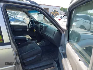 2004 Ford Explorer Sport Trac XLS с VIN 1FMZU67K64UA90304, выставлен на аукционе IAAI как лот 42429791 с пробегом Не указан миль и . История ставок и продаж доступна на DreamBid. Изображение 5.