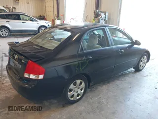 2009 Kia Spectra EX z VIN KNAFE221495651660, wystawiony jako IAAI lot #42262325 z przebiegiem 186 664 mil mil oraz . Historia ofert i sprzedaży dostępna na DreamBid. Obrazek 4.