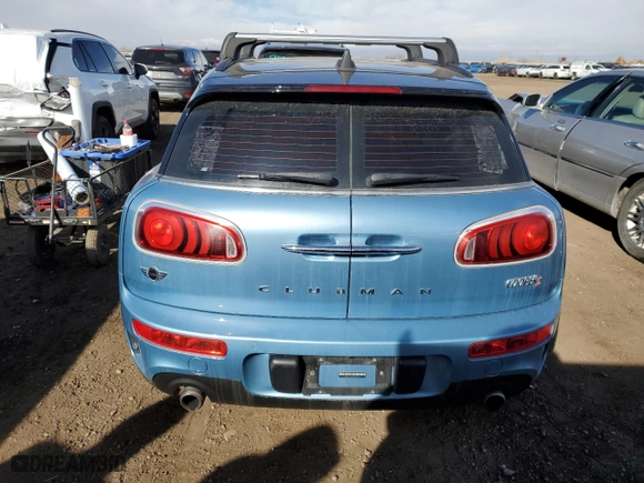 2017 MINI Clubman Cooper S with VIN WMWLU5C52H2F24384, listed as a Copart auction lot 48239375 with 72,216 mi miles and Clean Title. Bid and sale history available at carsss.com. Image 6.