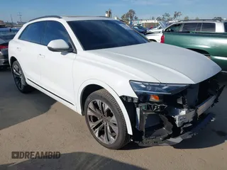 2024 Audi Q8 Premium Plus z VIN WA1BVBF19RD018552, wystawiony jako IAAI lot #41857441 z przebiegiem 3 188 mil mil oraz . Historia ofert i sprzedaży dostępna na DreamBid. Obrazek 1.