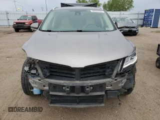 2017 Lincoln MKC Reserve with VIN 5LMTJ3DH9HUL53913, listed as a Copart auction lot 58224255 with 87,702 mi miles and Salvage title. Bid and sale history available at DreamBid. Image 5.