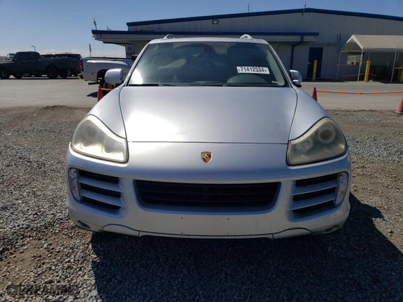 2008 Porsche Cayenne with VIN WP1AA29P88LA18168, listed as a Copart auction lot 71412534 with 205,900 mi miles and Clean Title. Bid and sale history available at carsss.com. Image 5.
