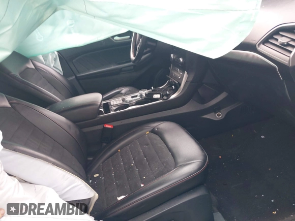 2020 Ford Edge SEL with VIN 2FMPK3J94LBB42230, listed as a IAAI auction lot 42301179 with Not provided miles and . Bid and sale history available at DreamBid. Image 5.