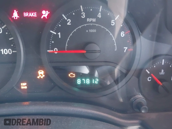 2007 Jeep Wrangler Unlimited X with VIN 1J4GA39147L157588, listed as a IAAI auction lot 41637089 with 87,812 mi miles and . Bid and sale history available at DreamBid. Image 7.
