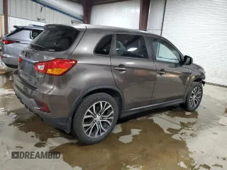 2018 Mitsubishi Outlander ES z VIN JA4AR3AU0JU018239, wystawiony jako Copart lot #50518885 z przebiegiem 128 351 mil mil oraz Szkoda całkowita • Salvage title. Historia ofert i sprzedaży dostępna na DreamBid. Obrazek 3.