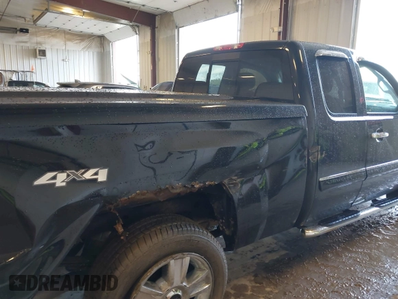 2013 Chevrolet Silverado 1500 with VIN 1GCRKSE27DZ346393, listed as a IAAI auction lot 41726306 with 73,033 mi miles and . Bid and sale history available at DreamBid. Image 6.