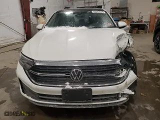 2023 Volkswagen Jetta SE with VIN 3VW7M7BU9PM059046, listed as a Copart auction lot 42253655 with 25,884 mi miles and Salvage Title. Bid and sale history available at carsss.com. Image 5.
