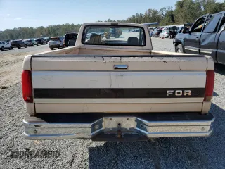 1992 Ford F-150 z VIN 1FTDF15NXNNA61991, wystawiony jako Copart lot #73393234 z przebiegiem Nie podano mil oraz Szkoda całkowita • Salvage title. Historia ofert i sprzedaży dostępna na DreamBid. Obrazek 6.