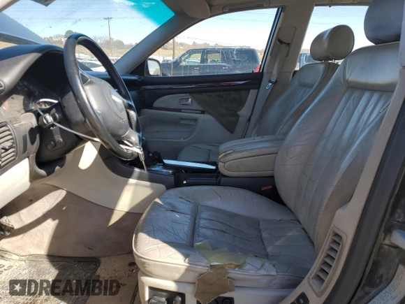 1998 Audi A8 with VIN WAUBG34D3WN007522, listed as a Copart auction lot 45497545 with 174,719 mi miles and Clean title. Bid and sale history available at DreamBid. Image 7.