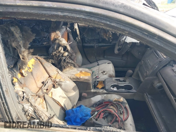 2012 Toyota Camry L z VIN 4T4BF1FK5CR206015, wystawiony jako IAAI lot #42057641 z przebiegiem Nie podano mil oraz . Historia ofert i sprzedaży dostępna na DreamBid. Obrazek 5.