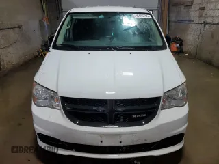 2014 Ram Cargo Van Tradesman with VIN 2C4JRGAGXER174959, listed as a Copart auction lot 46446195 with 165,475 mi miles and Clean Title. Bid and sale history available at carsss.com. Image 5.