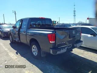 2004 Nissan Titan LE with VIN 1N6AA07A04N552555, listed as a IAAI auction lot 41574888 with 331,574 mi miles and . Bid and sale history available at DreamBid. Image 3.