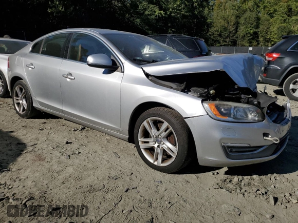 2015 Volvo S60 T5 Platinum with VIN YV1612TM8F1357277, listed as a Copart auction lot 74011524 with 142,092 mi miles and Non Repairable. Bid and sale history available at carsss.com. Image 4.
