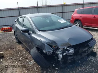 2024 Nissan Versa SR z VIN 3N1CN8FV5RL819802, wystawiony jako IAAI lot #41926055 z przebiegiem 11 275 mil mil oraz . Historia ofert i sprzedaży dostępna na DreamBid. Obrazek 1.