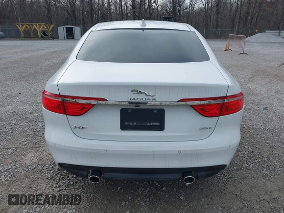 2016 Jaguar XF 35t Prestige with VIN SAJBE4BVXGCY10577, listed as a IAAI auction lot 41515540 with 60,862 mi miles. Bid and sale history available at carsss.com. Image 16.