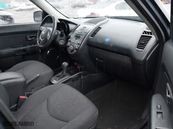 2011 Kia Soul + with VIN KNDJT2A2XB7279023, listed as a IAAI auction lot 41979158 with 178,573 mi miles. Bid and sale history available at carsss.com. Image 5.