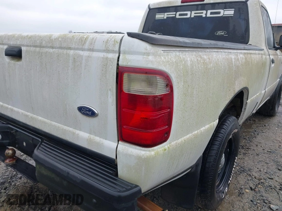 2001 Ford Ranger XL with VIN 1FTYR10C11TA34182, listed as a IAAI auction lot 41651908 with 189,926 mi miles. Bid and sale history available at carsss.com. Image 6.