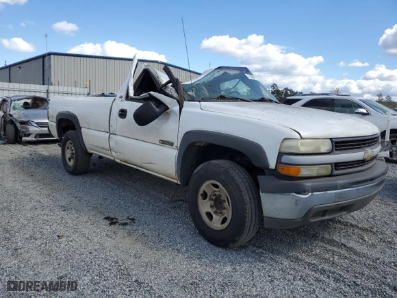 2002 Chevrolet Silverado 2500 Work Truck with VIN 1GCGC24UX2Z317796, listed as a Copart auction lot 75567114 with 226,308 mi miles and Salvage Title. Bid and sale history available at carsss.com. Image 4.