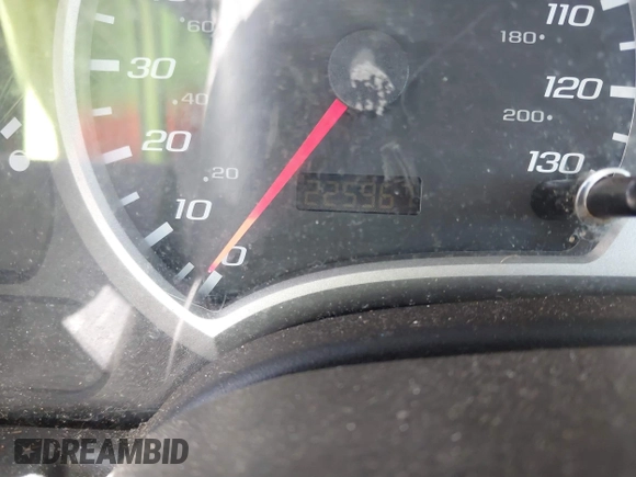 2005 Chevrolet Equinox LT with VIN 2CNDL63FX56189889, listed as a IAAI auction lot 41776329 with 225,967 mi miles. Bid and sale history available at carsss.com. Image 7.