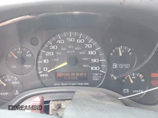 2000 Chevrolet City Express Cargo z VIN 1GNFG15R2Y1107664, wystawiony jako IAAI lot #42294843 z przebiegiem 110 426 mil mil oraz . Historia ofert i sprzedaży dostępna na DreamBid. Obrazek 7.