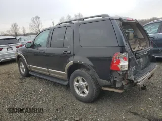 2002 Ford Explorer Eddie Bauer с VIN 1FMZU74E32UC27474, выставлен на аукционе Copart как лот 88494655 с пробегом 155 307 миль миль и Списание • Salvage title. История ставок и продаж доступна на DreamBid. Изображение 2.